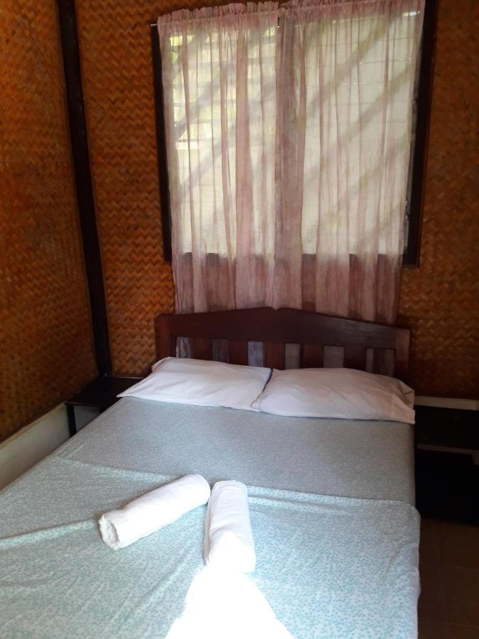 Villa Evergreen Restaurant And Rooms 산 비센테 외부 사진